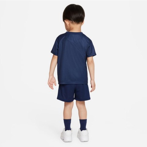 Komplet piłkarski Nike PSG 2022/23 Home Little Kids DJ7917 411 Komplet piłkarski Nike PSG 2022/23 Home Little Kids DJ7917 411
