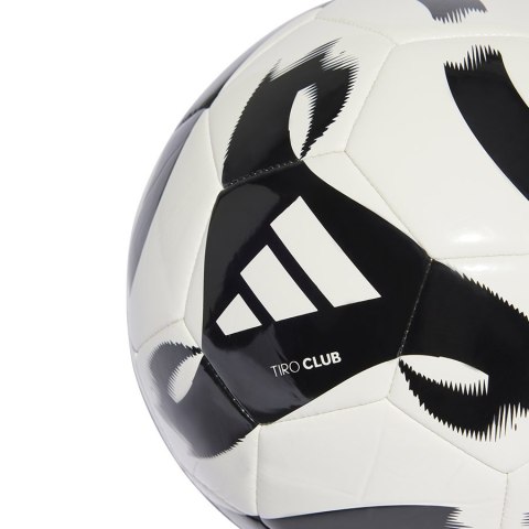Piłka adidas TIRO Club HT2430 Piłka adidas TIRO Club HT2430