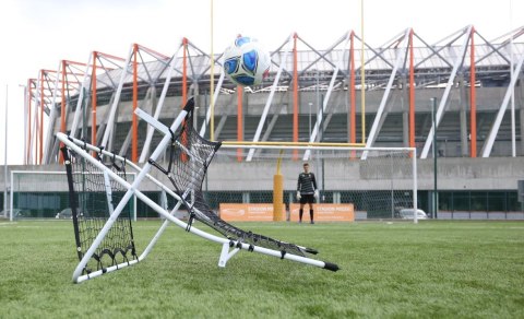 Soccer wave, rebounder, ścianka do odbijania Soccer wave, rebounder, ścianka do odbijania
