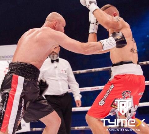 Rękawice bokserskie TIGER BLACK L Rękawice bokserskie TIGER BLACK L
