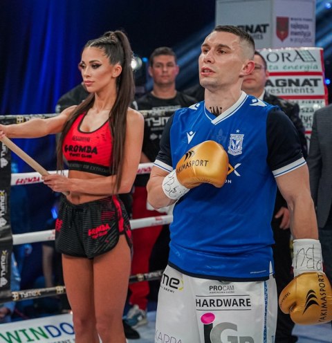 Rękawice bokserskie TIGER GOLD L Rękawice bokserskie TIGER GOLD L