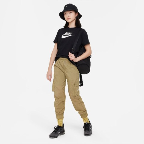 Koszulka Nike Sportswear girls FD0928 010 Koszulka Nike Sportswear girls FD0928 010