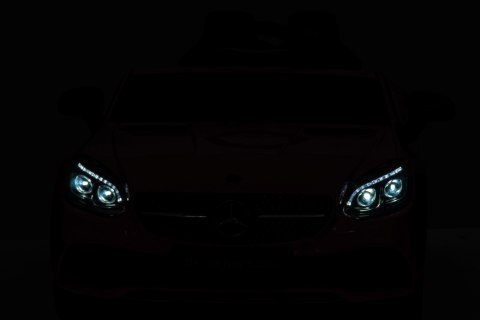 Jeździk na akumulator Mercedes BENZ SLC300 Cabrio dźwięki, światła, pilot - biały Jeździk na akumulator Mercedes BENZ SLC300 Cabrio dźwięki, światła, pilot - biały