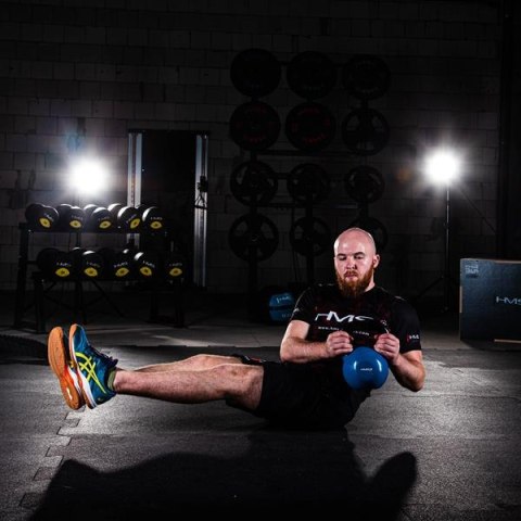 HMS KNV04 BLUE KETTLEBELL ŻELIWNY POKRYTY WINYLEM HMS HMS KNV04 BLUE KETTLEBELL ŻELIWNY POKRYTY WINYLEM HMS