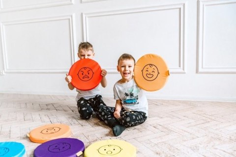 Poduszki KODURA zestaw Emocje 6 szt. AKSON Poduszki KODURA zestaw Emocje 6 szt. AKSON