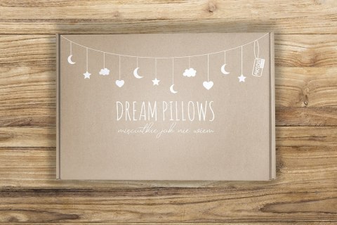 Dream Pillows girlanda pluszowa AKSON serca - RÓŻOWY Dream Pillows girlanda pluszowa AKSON serca - RÓŻOWY