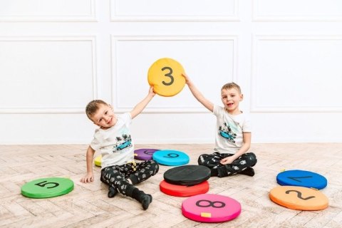 Poduszki EKOSKÓRA wysokość 6 cm zestaw Liczby 1-10 AKSON Poduszki EKOSKÓRA wysokość 6 cm zestaw Liczby 1-10 AKSON