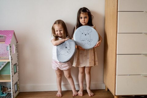 Poduszki ekoskóra ZWIERZĄTKA Rodzinki 3 cm 1 szt. AKSON - Misie - turkus Poduszki ekoskóra ZWIERZĄTKA Rodzinki 3 cm 1 szt. AKSON - Misie - turkus