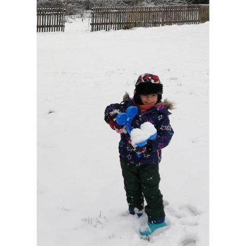 ŚNIEŻKOMAT- SNOWBALL DO ROBIENIA KULEK ŚNIEŻNYCH PODWÓJNY CZERWONY ŚNIEŻKOMAT- SNOWBALL DO ROBIENIA KULEK ŚNIEŻNYCH PODWÓJNY CZERWONY