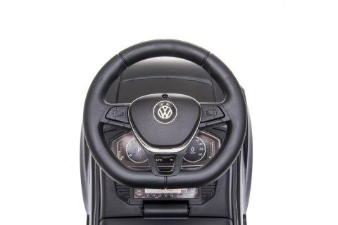 Jeździk pchacz chodzik dla rocznego dziecka Volkswagen T-Roc czarny Jeździk pchacz chodzik dla rocznego dziecka Volkswagen T-Roc czarny