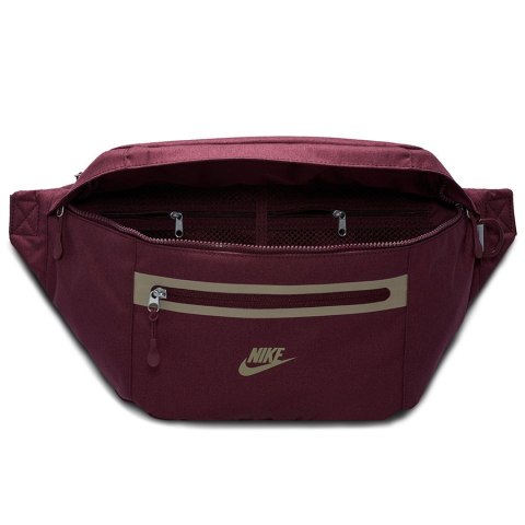 Saszetka nerka Nike Elemental Premium DN2556-681 Saszetka nerka Nike Elemental Premium DN2556-681