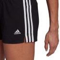 Adidas Spodenki damskie adidas Essentials Slim Shorts czarno-białe GM5523 Adidas Spodenki damskie adidas Essentials Slim Shorts czarno-białe GM5523