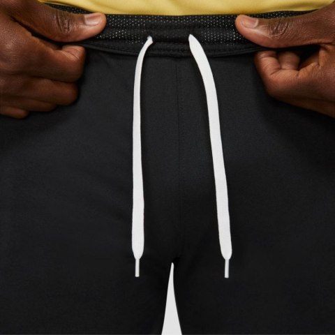 Nike Football Spodenki męskie Nike NK Dry Academy M18 Short KZ FPJB czarno-żółte CZ0977 011 Nike Football Spodenki męskie Nike NK Dry Academy M18 Short KZ FPJB czarno-żółte CZ0977 011