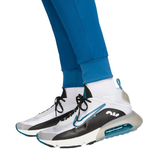 Nike Football Spodnie męskie Nike NK Df FC Libero Pant K niebieskie DC9016 407 Nike Football Spodnie męskie Nike NK Df FC Libero Pant K niebieskie DC9016 407