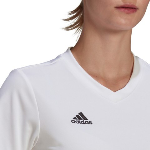 Adidas teamwear Koszulka damska adidas Entrada 22 Jersey biała HC5074 Adidas teamwear Koszulka damska adidas Entrada 22 Jersey biała HC5074