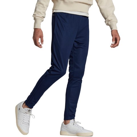 Adidas teamwear Spodnie męskie adidas Entrada 22 Training Pants granatowe HC0333 Adidas teamwear Spodnie męskie adidas Entrada 22 Training Pants granatowe HC0333