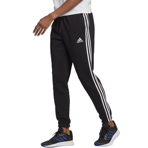 Adidas Spodnie męskie adidas 3S Flecee Te PT czarne GK8822 Adidas Spodnie męskie adidas 3S Flecee Te PT czarne GK8822
