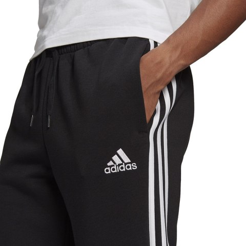 Adidas Spodnie męskie adidas 3S Flecee Te PT czarne GK8822 Adidas Spodnie męskie adidas 3S Flecee Te PT czarne GK8822