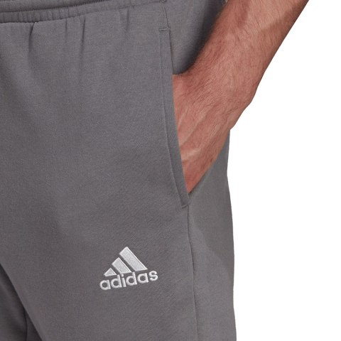Adidas teamwear Spodnie męskie adidas Entrada 22 Sweat Pant szare H57531 Adidas teamwear Spodnie męskie adidas Entrada 22 Sweat Pant szare H57531