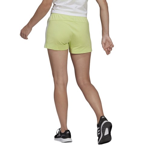 Adidas Spodenki damskie adidas Essentials Slim 3-Stripes Shorts zielone HE9361 Adidas Spodenki damskie adidas Essentials Slim 3-Stripes Shorts zielone HE9361