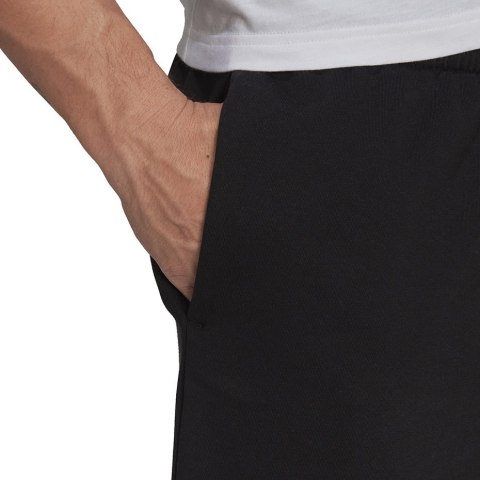Adidas Spodenki męskie adidas Essentials Feelcomfy French Terry Shorts czarne HE1815 Adidas Spodenki męskie adidas Essentials Feelcomfy French Terry Shorts czarne HE1815