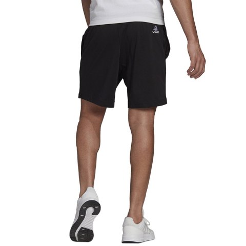 Adidas Spodenki męskie adidas AeroReady Essentials Linear Logo Shorts czarne GK9604 Adidas Spodenki męskie adidas AeroReady Essentials Linear Logo Shorts czarne GK9604