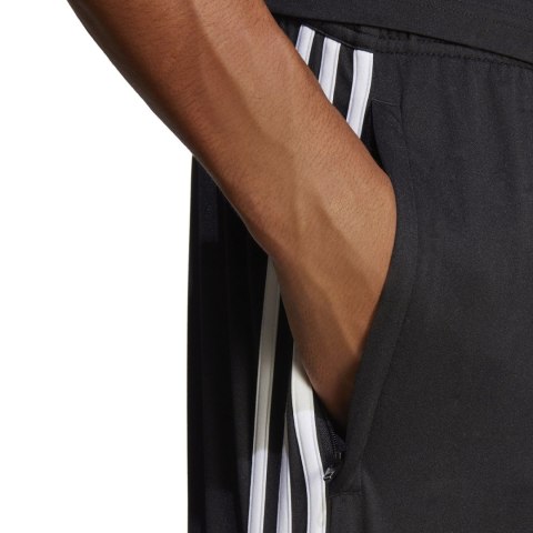 Adidas Spodenki męskie adidas Tiro 23 Club Training czarne HS9533 Adidas Spodenki męskie adidas Tiro 23 Club Training czarne HS9533