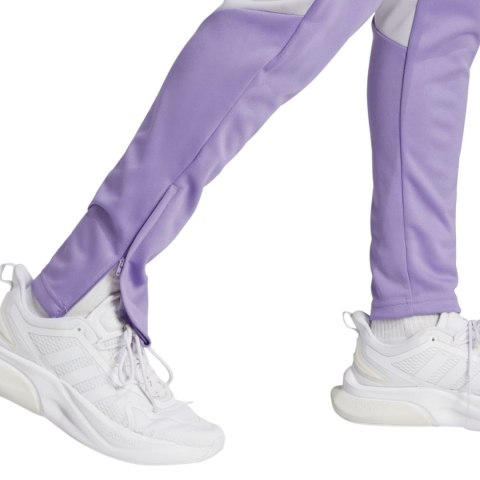 Adidas Spodnie męskie adidas Tiro fioletowe HS1034 Adidas Spodnie męskie adidas Tiro fioletowe HS1034