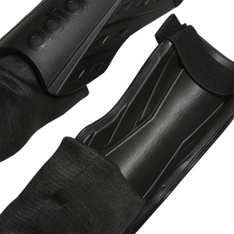 Adidas teamwear Ochraniacze piłkarskie adidas Tiro Match Shin Guards czarne HN5607 Adidas teamwear Ochraniacze piłkarskie adidas Tiro Match Shin Guards czarne HN5607