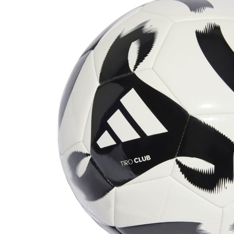 Adidas teamwear Piłka nożna adidas Tiro Club biało-czarna HT2430 Adidas teamwear Piłka nożna adidas Tiro Club biało-czarna HT2430