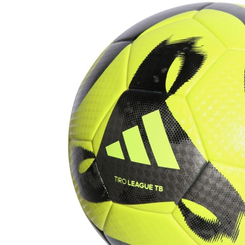 Adidas teamwear Piłka nożna adidas Tiro League Thermally Bonded żółto-czarna HZ1295 Adidas teamwear Piłka nożna adidas Tiro League Thermally Bonded żółto-czarna HZ1295