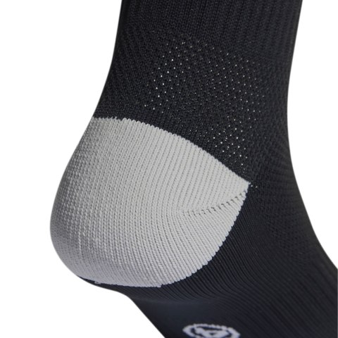 Adidas teamwear Getry piłkarskie adidas Milano 23 czarne HT6538 Adidas teamwear Getry piłkarskie adidas Milano 23 czarne HT6538