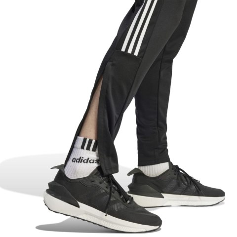 Adidas Spodnie męskie adidas Tiro Wordmark czarne IA3048 Adidas Spodnie męskie adidas Tiro Wordmark czarne IA3048