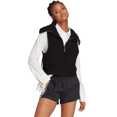 Adidas Spodenki damskie adidas Essentials 3-Stripes Woven czarne HT3397 Adidas Spodenki damskie adidas Essentials 3-Stripes Woven czarne HT3397