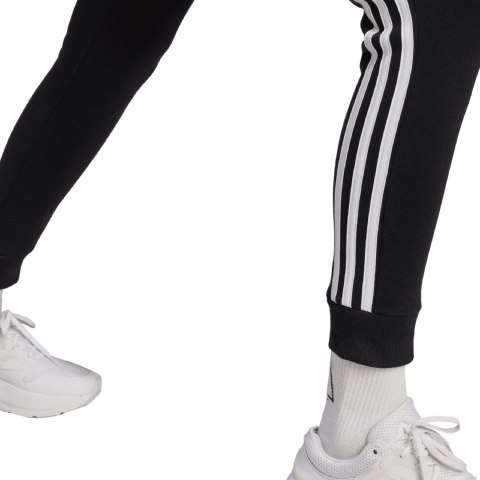 Adidas Spodnie damskie adidas Essentials 3-Stripes Fleece czarne HZ5753 Adidas Spodnie damskie adidas Essentials 3-Stripes Fleece czarne HZ5753