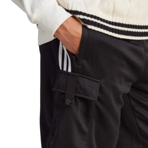 Adidas Spodenki męskie adidas Tiro Cargo czarne IM2911 Adidas Spodenki męskie adidas Tiro Cargo czarne IM2911