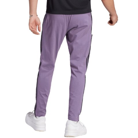 Adidas Spodnie męskie adidas Essentials Single Jersey Tapered Open Hem 3-Stripes fioletowe IJ8699 Adidas Spodnie męskie adidas Essentials Single Jersey Tapered Open Hem 3-Stripes fioletowe IJ8699