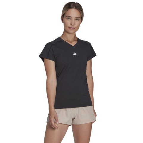 Adidas Koszulka damska adidas Aeroready Train Essentials Minimal Branding V-Neck Tee czarna HN5543 Adidas Koszulka damska adidas Aeroready Train Essentials Minimal Branding V-Neck Tee czarna HN5543