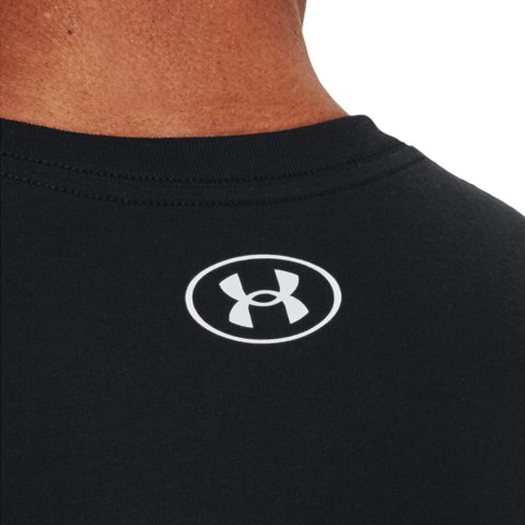 Under Armour Koszulka męska Under Armour Camo Chest Stripe SS czarna 1376830 001 Under Armour Koszulka męska Under Armour Camo Chest Stripe SS czarna 1376830 001