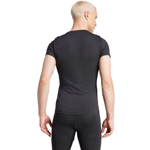 Adidas teamwear Koszulka męska adidas Techfit Aeroready Short Sleeve czarna IS7606 Adidas teamwear Koszulka męska adidas Techfit Aeroready Short Sleeve czarna IS7606