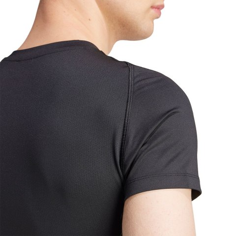 Adidas teamwear Koszulka męska adidas Techfit Aeroready Short Sleeve czarna IS7606 Adidas teamwear Koszulka męska adidas Techfit Aeroready Short Sleeve czarna IS7606