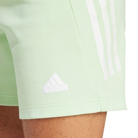Adidas Spodenki męskie adidas Future Icons 3-Stripes zielone IR9200 Adidas Spodenki męskie adidas Future Icons 3-Stripes zielone IR9200