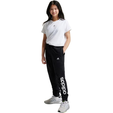 Adidas Spodnie dla dzieci adidas Essentials Linear Logo czarne IB8907 Adidas Spodnie dla dzieci adidas Essentials Linear Logo czarne IB8907