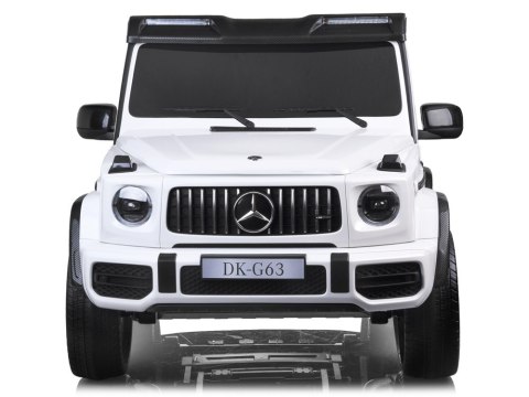 Auto na akumulator Mercedes G klasa 63 AMG 4x4 Panel Radio 2osoby PA0309 BIAŁY Auto na akumulator Mercedes G klasa 63 AMG 4x4 Panel Radio 2osoby PA0309 BIAŁY
