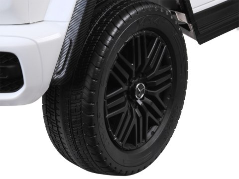 Auto na akumulator Mercedes G klasa 63 AMG 4x4 Panel Radio 2osoby PA0309 BIAŁY Auto na akumulator Mercedes G klasa 63 AMG 4x4 Panel Radio 2osoby PA0309 BIAŁY