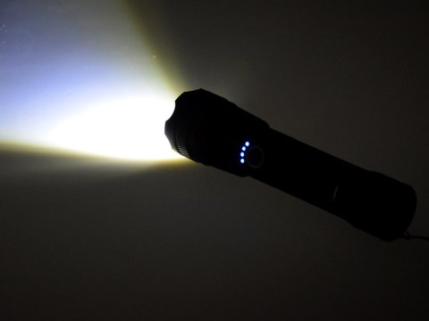 Mocna Latarka LED akumulatorowa USB wodoodporna SP0799 Mocna Latarka LED akumulatorowa USB wodoodporna SP0799