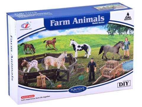 Figurki zestaw zwierząt Konie zagroda farma ZA2991 Figurki zestaw zwierząt Konie zagroda farma ZA2991