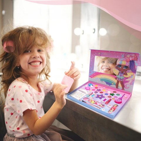 Zestaw do makijażu tworzenie biżuterii Paletka Cienie Szminka Naklejki na paznokcie Biżuteria Make Up Zestaw do makijażu tworzenie biżuterii Paletka Cienie Szminka Naklejki na paznokcie Biżuteria Make Up
