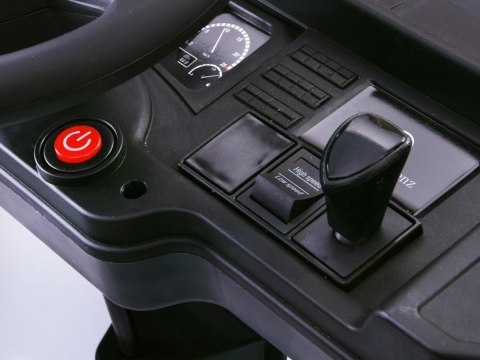 Auto na akumulator TIR Mercedes Benz Actros PA0222 biały Auto na akumulator TIR Mercedes Benz Actros PA0222 biały