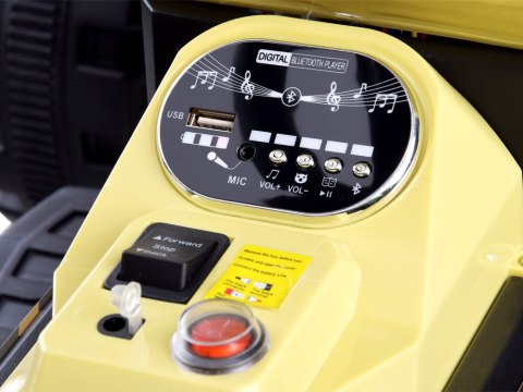 Traktor z przyczepą na akumulator świeci PA0234 Traktor z przyczepą na akumulator świeci PA0234
